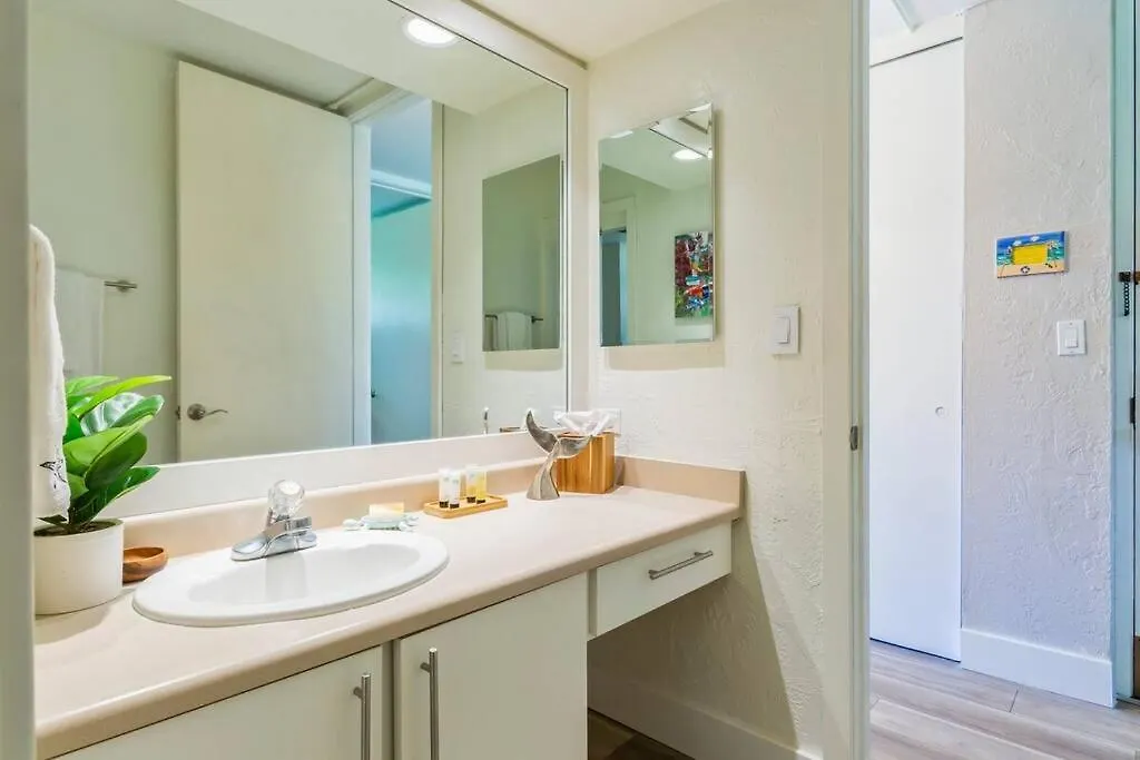 Papakea Resort G304- Coastal Remodeled Ocean View Papakea Resort Condo Kahana